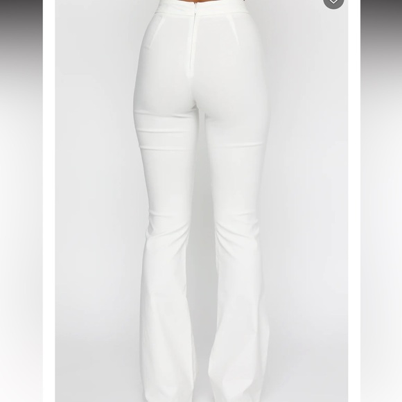 White fox - white pants - Picture 3 of 3